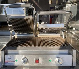 Επαγγελματική τοστιέρα διπλή BUFFALO DY994-E-thumb-3