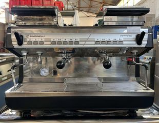 Μεταχειρισμένη επαγγελματική μηχανή Εspresso SIMONELLI APPIA 2 V GR L