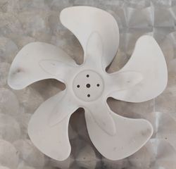 Μεταχειρισμένο φτερό πλαστικόΦ200mm ΡΟΥΦΑΕΙ