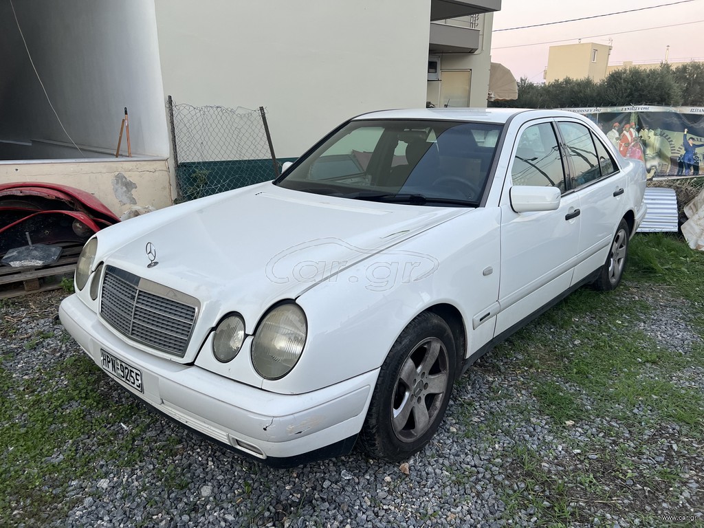 Mercedes-Benz 200 1996 W210