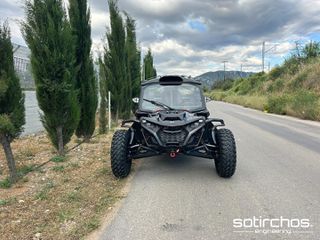 Αγωνιστικό 2025 CANAAM MAVERICK R-thumb-1