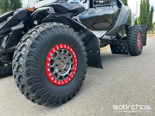 Αγωνιστικό 2025 CANAAM MAVERICK R-thumb-2