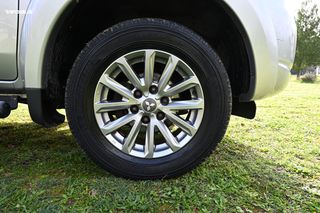 Mitsubishi L200 2016-thumb-7