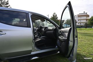 Mitsubishi L200 2016-thumb-13