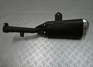 Suzuki gsxr 1000 k8-thumb-3