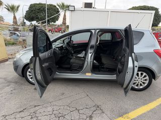 Opel Meriva 2011