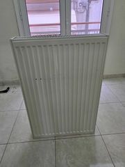 Πωλειται σωμα καλοριφερ 22/900/600