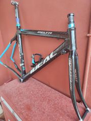 Ideal Delta Carbon handmade