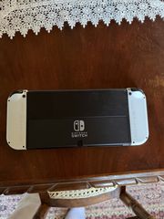 Nintendo Switch OLED-thumb-1
