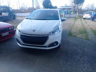 Peugeot 208 2016