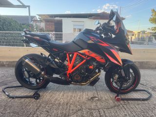 KTM 1290 Super Duke GT 2018