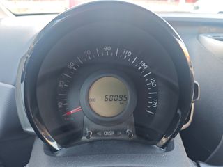Peugeot 108 2021 108 1.0 VTi 72hp S&S  City-thumb-5