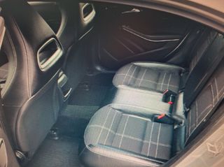 Mercedes-Benz A 180 2015 CDI-thumb-10