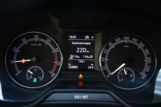 Skoda Octavia 2019 ΦΥΣΙΚΟ ΑΕΡΙΟ 1500CC // 130HP ΑΡΙΣΤΟ-thumb-16
