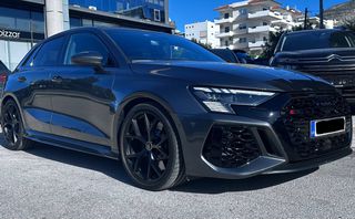 Audi RS3 2024 Sportback-Quattro 400hp/Sunroof-thumb-4