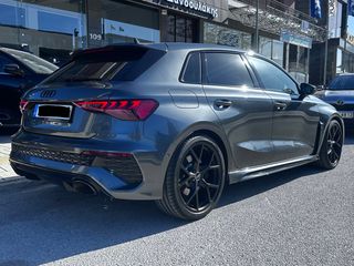 Audi RS3 2024 Sportback-Quattro 400hp/Sunroof-thumb-5