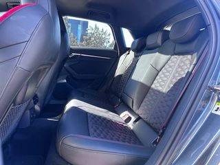Audi RS3 2024 Sportback-Quattro 400hp/Sunroof-thumb-24