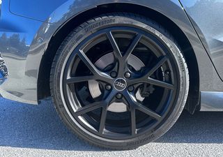 Audi RS3 2024 Sportback-Quattro 400hp/Sunroof-thumb-9