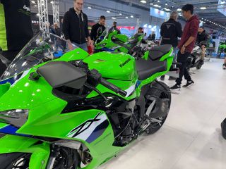 Kawasaki ZX-6R Ninja 2026-thumb-3
