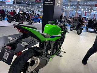 Kawasaki ZX-6R Ninja 2026-thumb-2