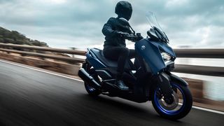 Yamaha XMAX 2026 300 ΄26-thumb-5