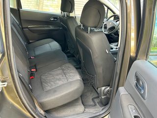 Peugeot 3008 2010 1.6 Premium 6 Speed Turbo 156Hp-thumb-18