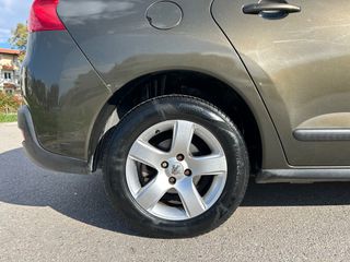 Peugeot 3008 2010 1.6 Premium 6 Speed Turbo 156Hp-thumb-10
