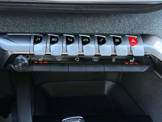 Peugeot 3008 2018 1.2 PURETECH 130HP ALLURE ΑΥΤΟΜΑΤΟ FULL EXTRA-thumb-58