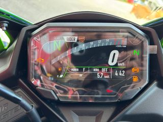Kawasaki Ninja ZX-4RR 2026-thumb-22