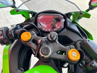 Kawasaki Ninja ZX-4RR 2026-thumb-16
