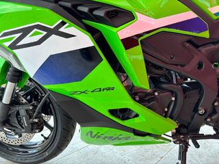 Kawasaki Ninja ZX-4RR 2026-thumb-14