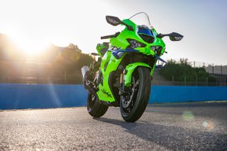 Kawasaki Ninja ZX - 10 R 2026-thumb-15