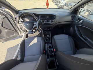 Hyundai i 20 2017 1.1 CRDi Black Line * ΠΡΟΣΦΟΡΑ *-thumb-7
