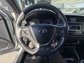 Hyundai i 20 2017 1.1 CRDi Black Line * ΠΡΟΣΦΟΡΑ *-thumb-9