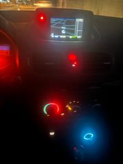 Renault Megane 2012-thumb-5