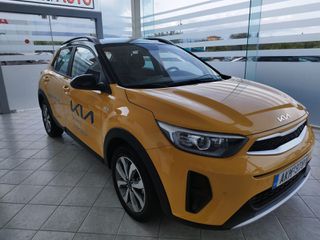Kia Stonic 2024 GL OPTIMUM-thumb-2