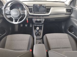 Kia Stonic 2024 GL OPTIMUM-thumb-9