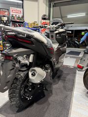 Voge 2026 SR2 ADV 200 E5+-thumb-2