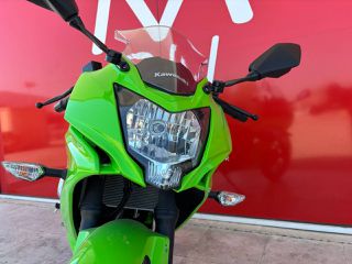Kawasaki Ninja 125 2026-thumb-10