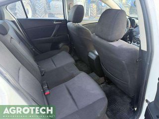 Mazda 2011-thumb-9