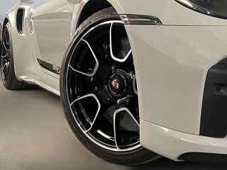 Porsche 911 2021 Turbo S 992 Porsche approved-thumb-16