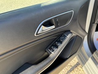 Mercedes-Benz A 180 2015 AMG LINE-thumb-23