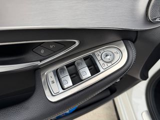 Mercedes-Benz C 200 2017-thumb-13