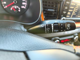 Kia Stonic 2018 1.0 T-GDI LAUNCH EDITION-thumb-41