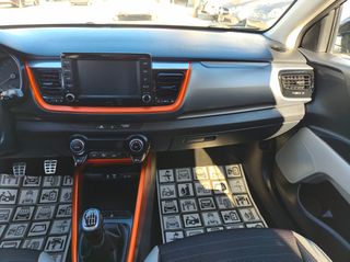 Kia Stonic 2018 1.0 T-GDI LAUNCH EDITION-thumb-17