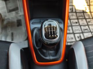 Kia Stonic 2018 1.0 T-GDI LAUNCH EDITION-thumb-21