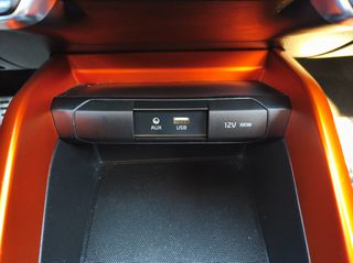 Kia Stonic 2018 1.0 T-GDI LAUNCH EDITION-thumb-23