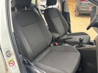 Volkswagen Polo 2018 1.6 TDI-thumb-8