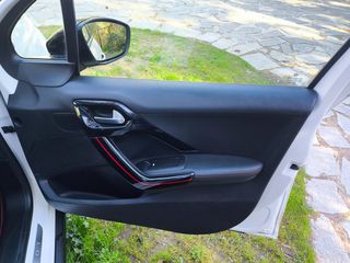 Peugeot 2008 2018 GT LINE - 130BHP-6T- NAVI- PANORAMA - CAMERA - ΔΕΡΜΑ-thumb-18