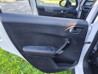 Peugeot 2008 2018 GT LINE - 130BHP-6T- NAVI- PANORAMA - CAMERA - ΔΕΡΜΑ-thumb-19